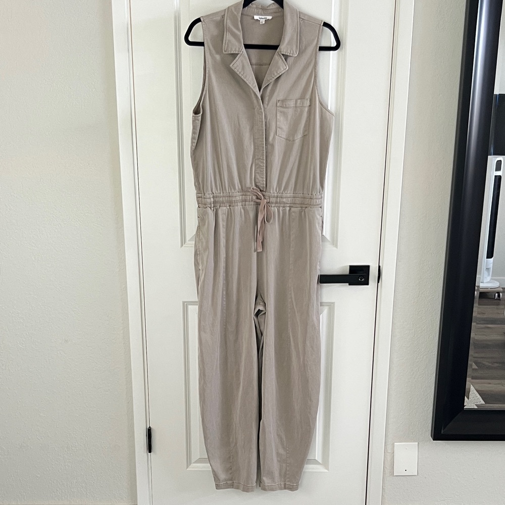 Splendid Beige Sleeveless Jumpsuit